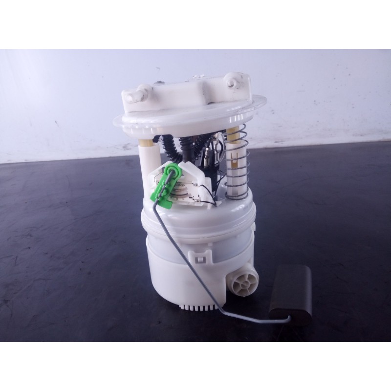 Recambio de aforador para dacia sandero ambiance referencia OEM IAM 172022377R 0974652990001 