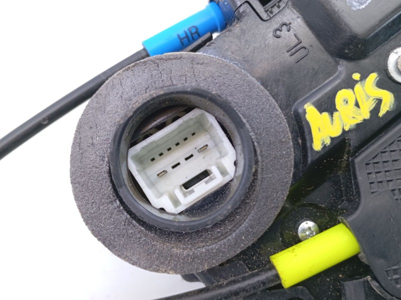 Recambio de cerradura puerta trasera izquierda para toyota auris hybrid advance referencia OEM IAM   