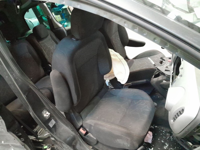 peugeot partner del año 2014