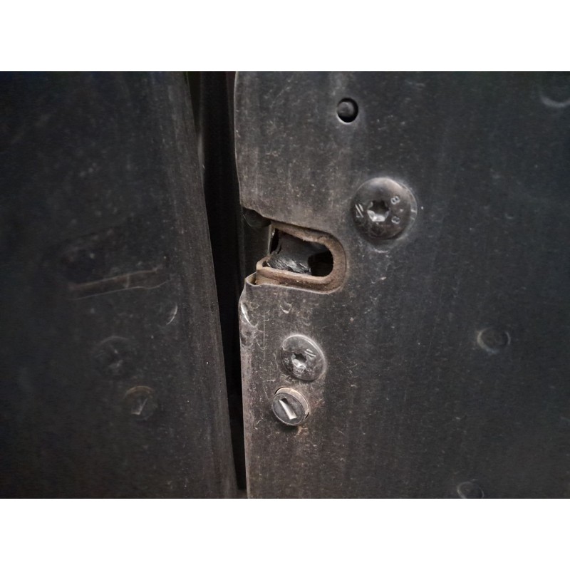 Recambio de cerradura puerta trasera derecha para peugeot partner tepee 1.6 bluehdi 100 referencia OEM IAM   