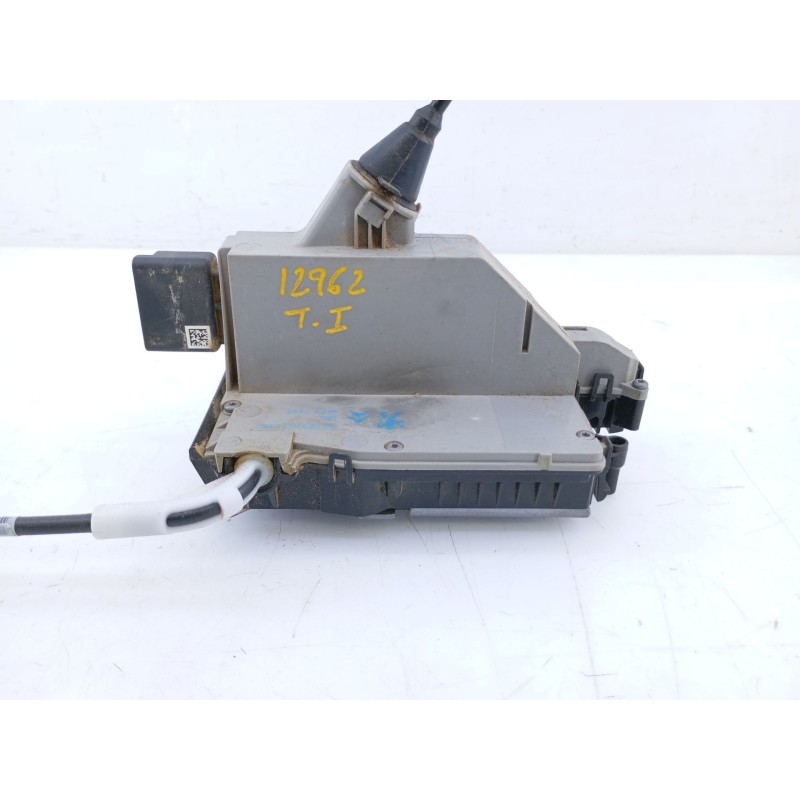 Recambio de cerradura puerta trasera izquierda para peugeot 2008 (--.2013) allure referencia OEM IAM 9688081080  