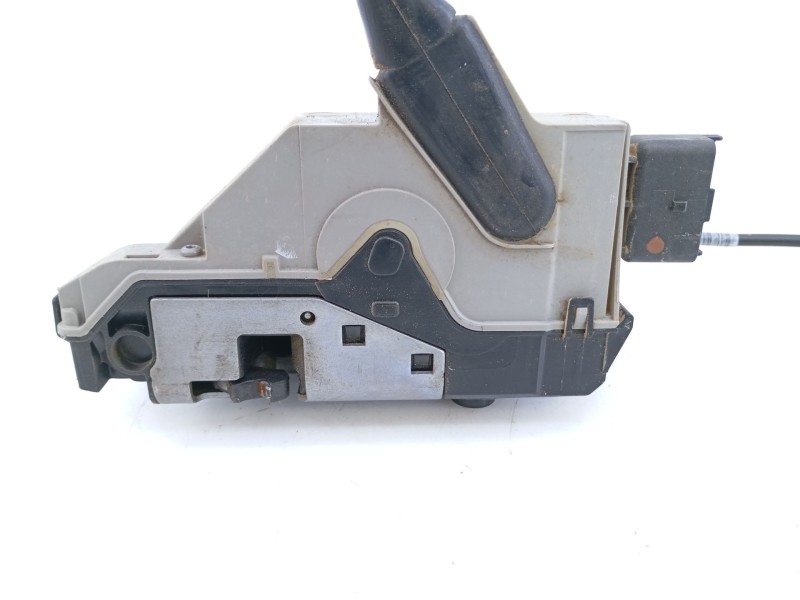 Recambio de cerradura puerta trasera izquierda para peugeot 2008 (--.2013) allure referencia OEM IAM 9688081080  