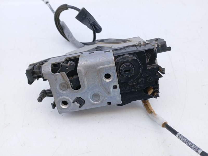 Recambio de cerradura puerta trasera izquierda para peugeot 2008 (--.2013) allure referencia OEM IAM 9688081080  