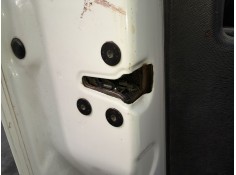 CERRADURA PUERTA TRASERA IZQUIERDA 