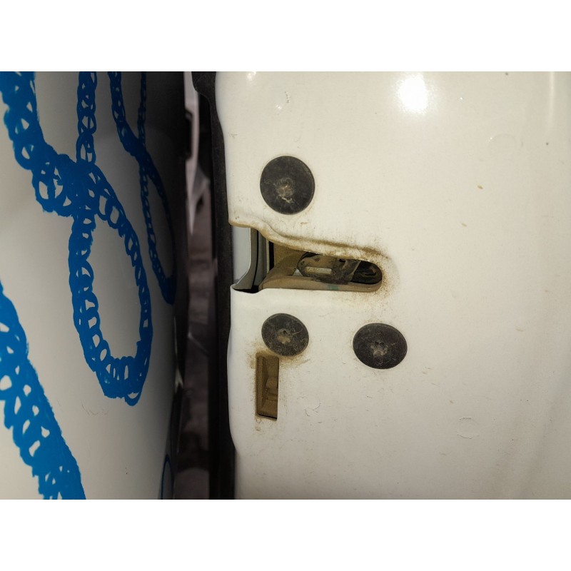 Recambio de cerradura puerta trasera derecha para renault kangoo expression referencia OEM IAM   