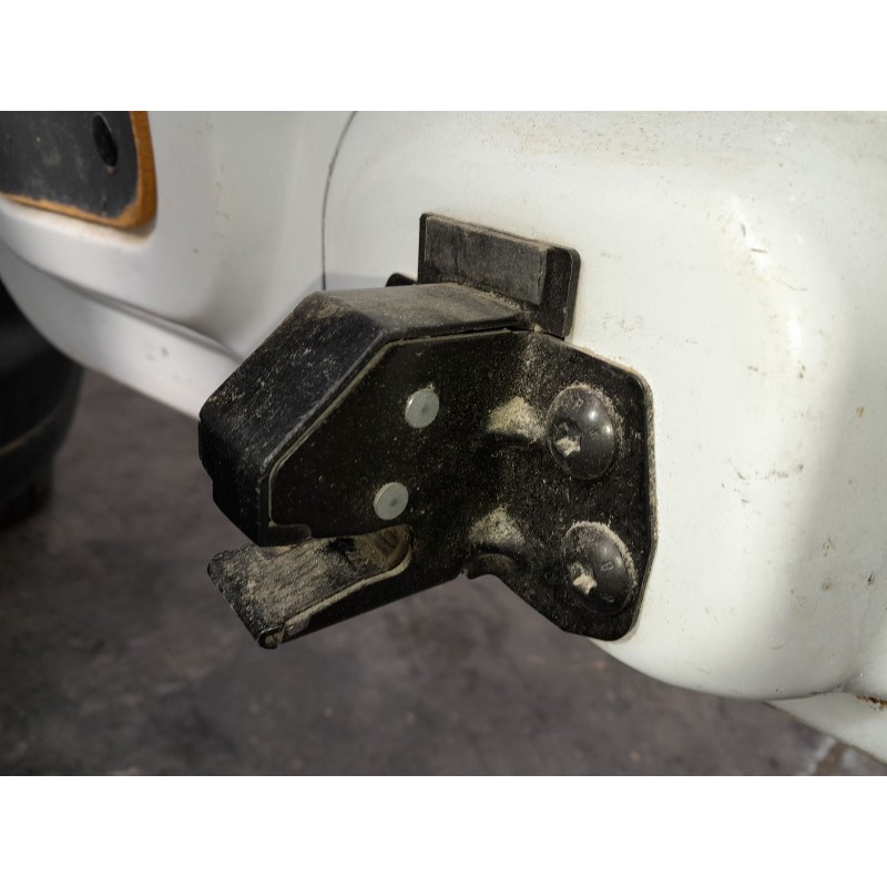 Recambio de cerradura maletero / porton para renault kangoo expression referencia OEM IAM   