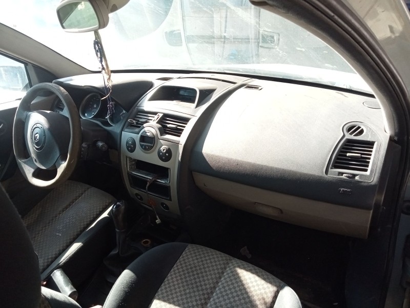 renault megane ii berlina 5p del año 2002