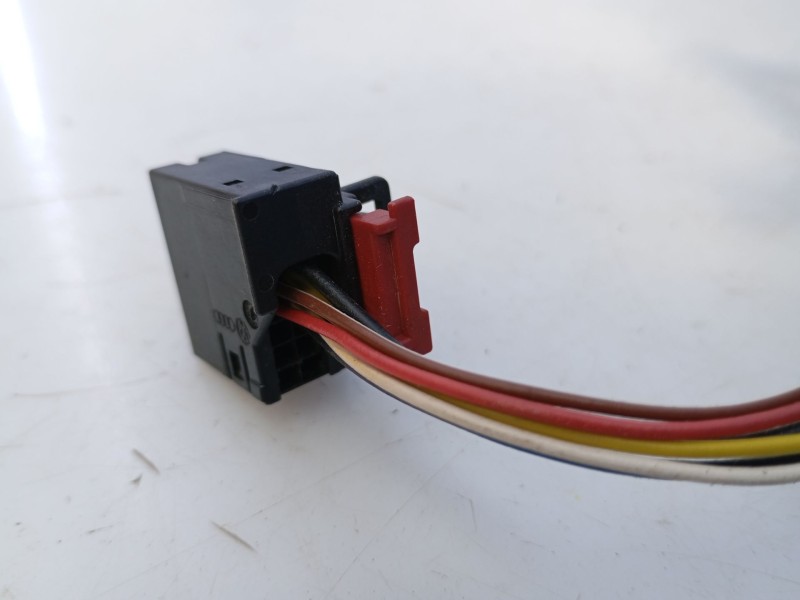 Recambio de retrovisor derecho electrico para audi a3 sportback (8p) 1.6 tdi ambiente referencia OEM IAM   