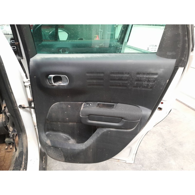 Recambio de guarnecido puerta trasera derecha para citroen c3 c3 aircross pure tech130 referencia OEM IAM   