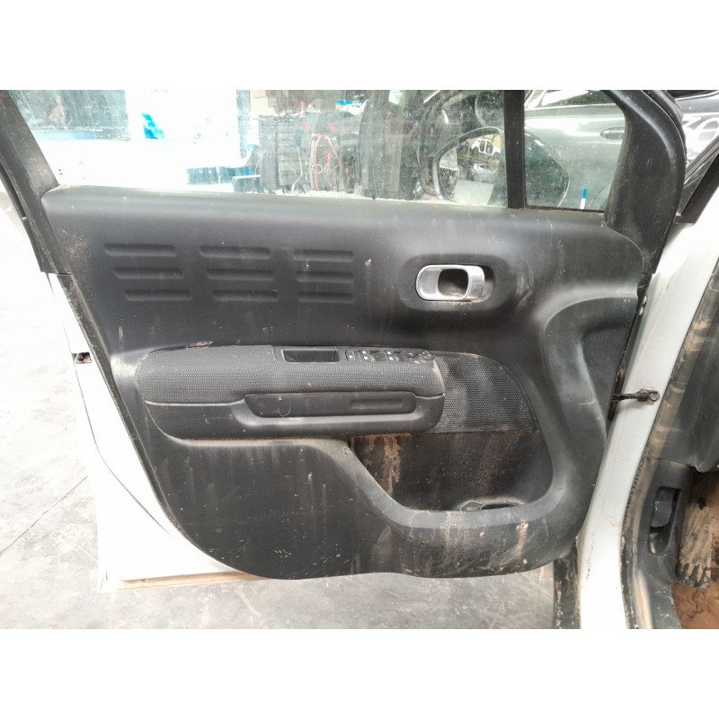 Recambio de guarnecido puerta delantera izquierda para citroen c3 c3 aircross pure tech130 referencia OEM IAM   