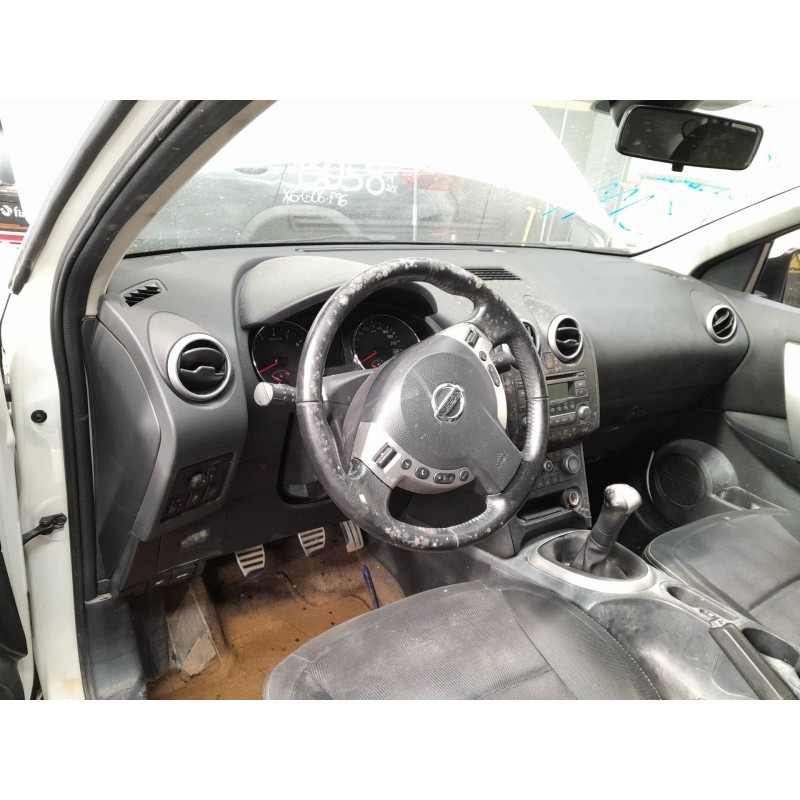 nissan qashqai del año 2010