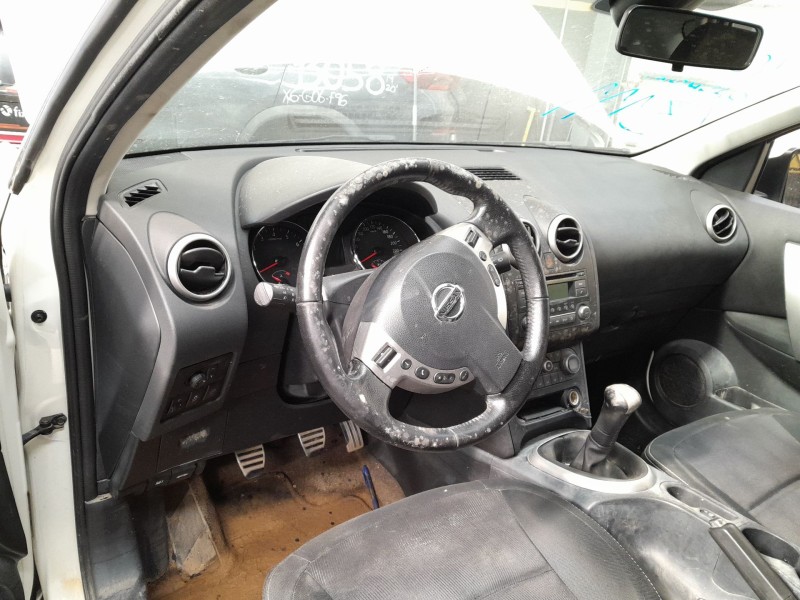 nissan qashqai del año 2010
