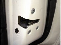 CERRADURA PUERTA TRASERA DERECHA 