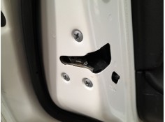 CERRADURA PUERTA TRASERA IZQUIERDA 