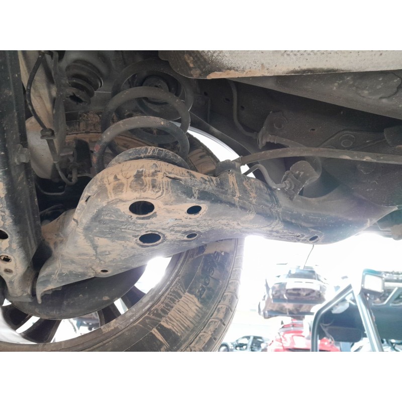 Recambio de mangueta trasera izquierda para nissan qashqai qashqai j10 referencia OEM IAM   