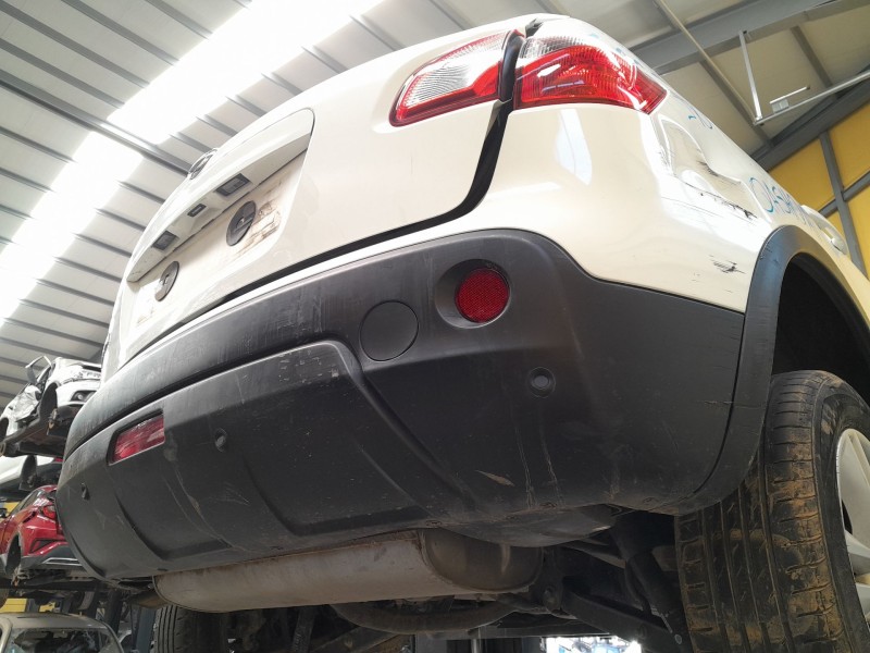 Recambio de paragolpes trasero para nissan qashqai qashqai j10 referencia OEM IAM   