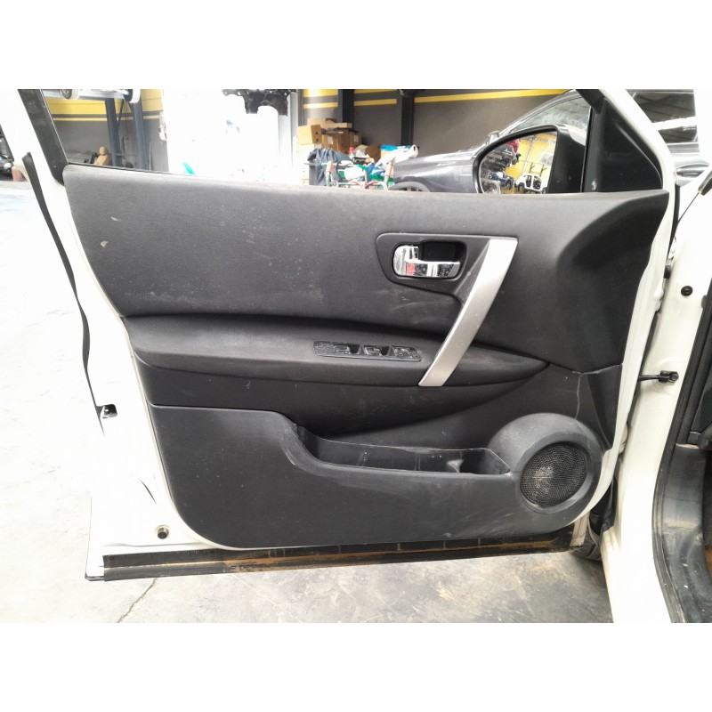 Recambio de guarnecido puerta delantera izquierda para nissan qashqai qashqai j10 referencia OEM IAM   