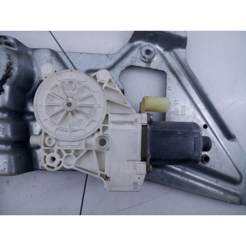 Recambio de elevalunas delantero izquierdo para mercedes sprinterii caja cerrada (desde 01.06) 316 referencia OEM IAM   