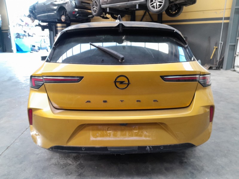 opel astra l del año 2021