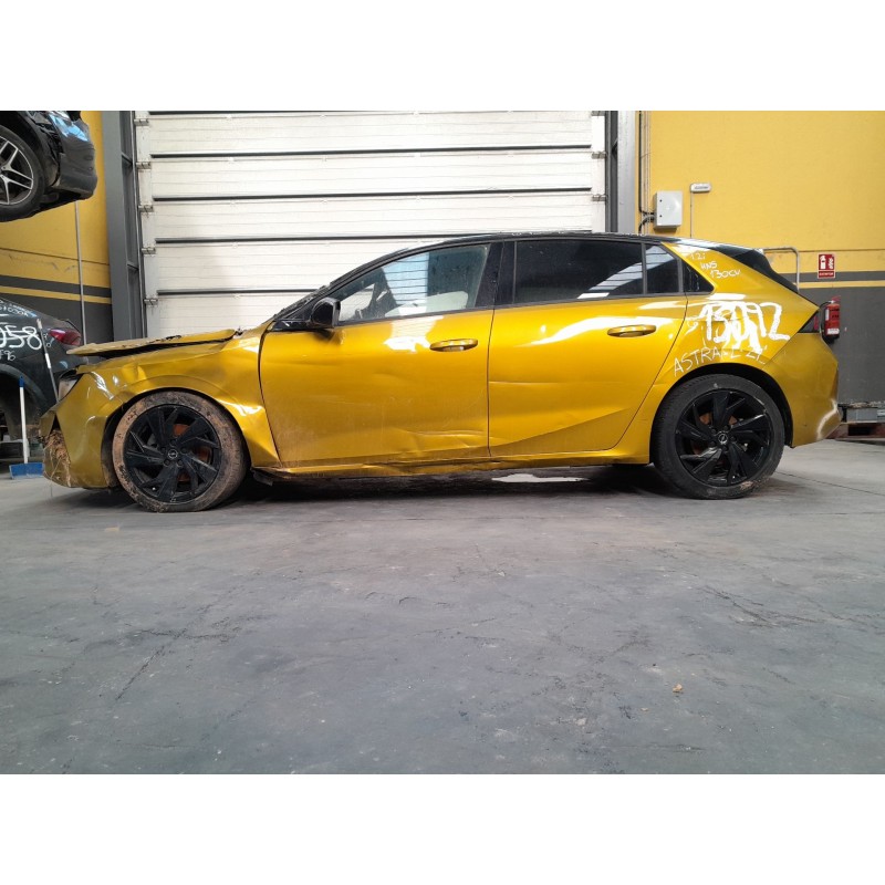 opel astra l del año 2021