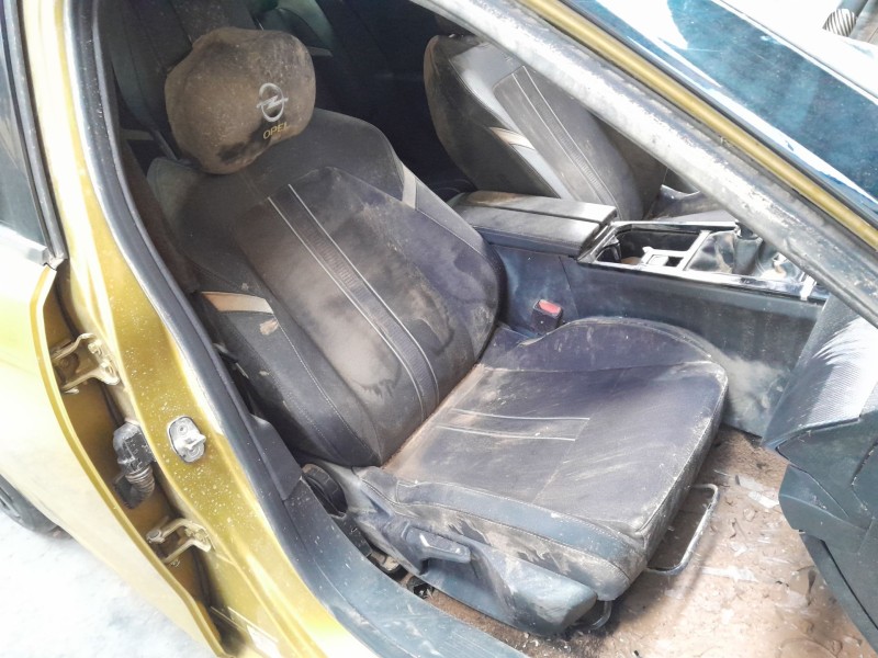 opel astra l del año 2021