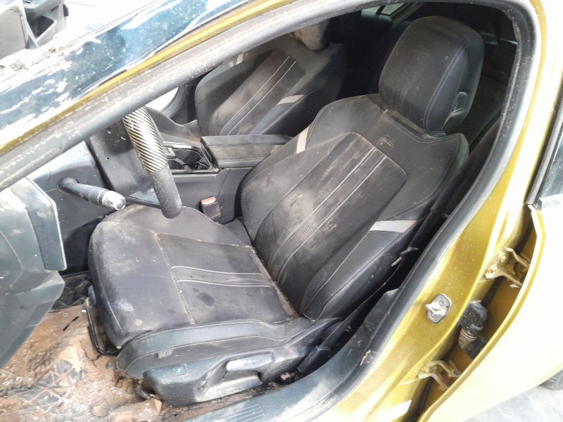 opel astra l del año 2021