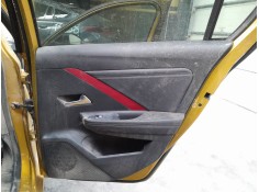 GUARNECIDO PUERTA TRASERA DERECHA 