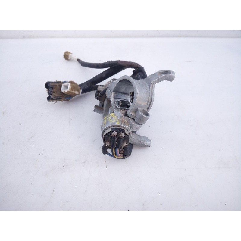 Recambio de antirrobo para mitsubishi montero sport (k90) 2.5 td gls referencia OEM IAM MR390395  