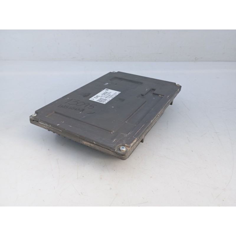 Recambio de centralita motor uce para opel insignia insignia b grand sport z18 referencia OEM IAM 55515806 466833464 