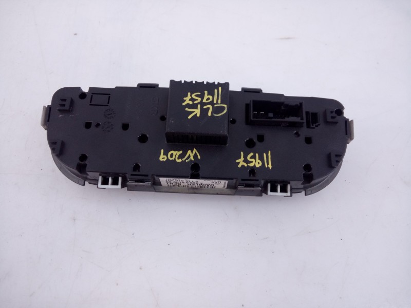 Recambio de mando climatizador para mercedes clase clk (w209) coupe 270 cdi (209.316) referencia OEM IAM   