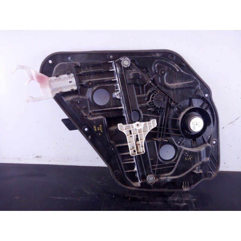 Recambio de elevalunas trasero derecho para kia cee´d drive referencia OEM IAM   