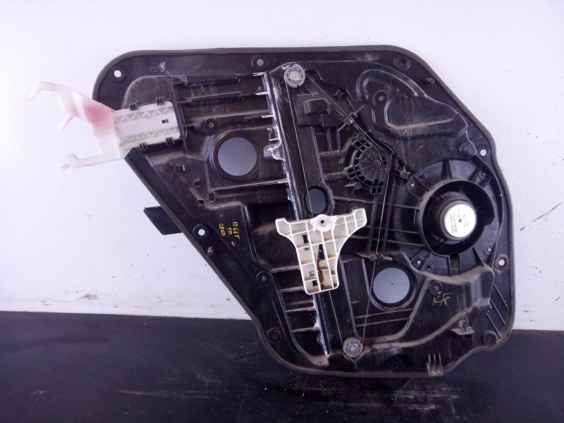 Recambio de elevalunas trasero derecho para kia cee´d drive referencia OEM IAM   