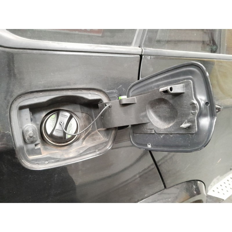 Recambio de tapa exterior combustible para bmw x5 x5 e70 xdrive 30d referencia OEM IAM   