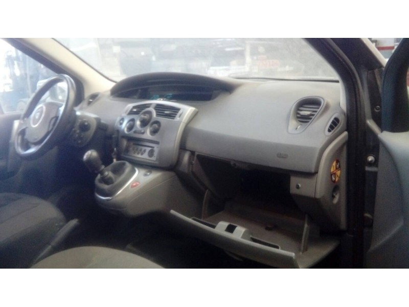 renault scenic ii del año 2009