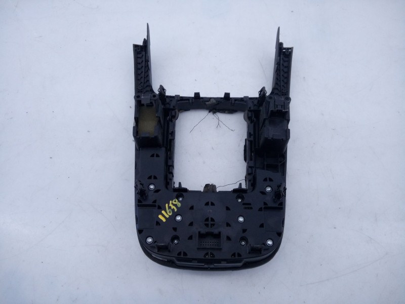 Recambio de consola central para audi a5 cabriolet (8f7) 2.7 tdi referencia OEM IAM 8T0919609F  