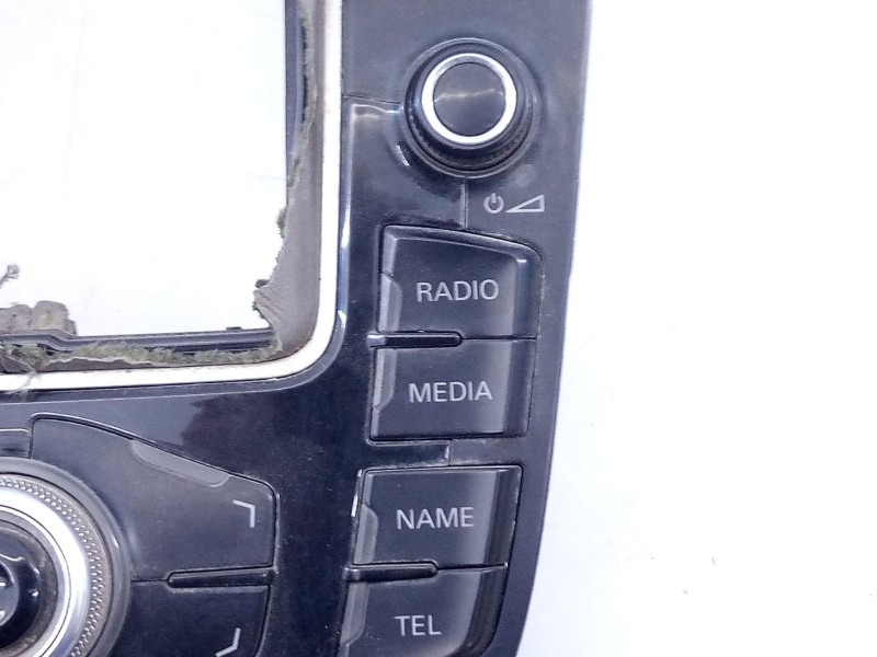 Recambio de consola central para audi a5 cabriolet (8f7) 2.7 tdi referencia OEM IAM 8T0919609F  