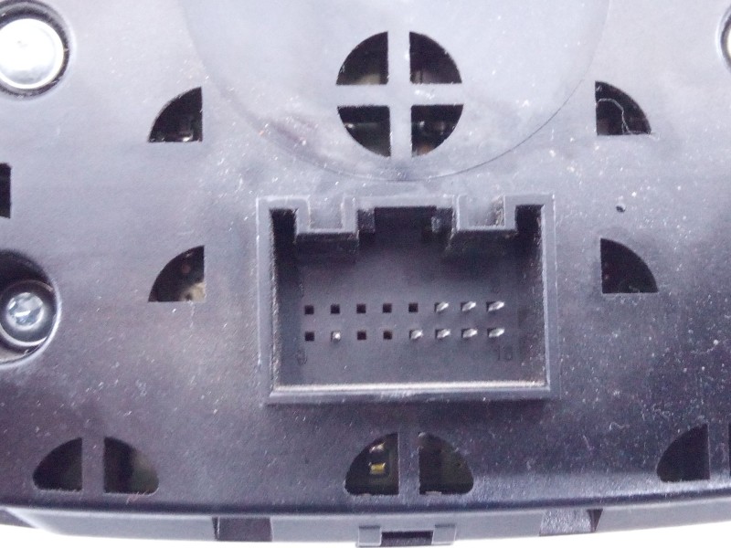 Recambio de consola central para audi a5 cabriolet (8f7) 2.7 tdi referencia OEM IAM 8T0919609F  