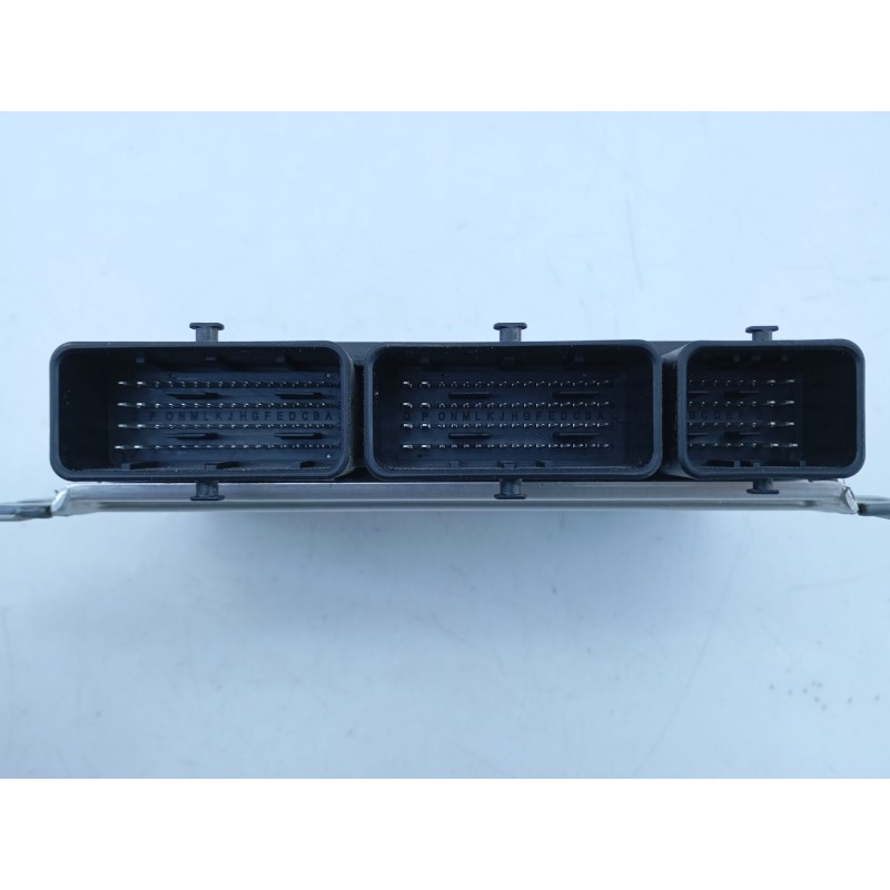 Recambio de centralita motor uce para dacia sandero stepway referencia OEM IAM 237105100S A3C422630001 