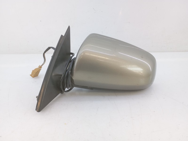 Recambio de retrovisor izquierdo electrico para audi a4 avant (8e) referencia OEM IAM   