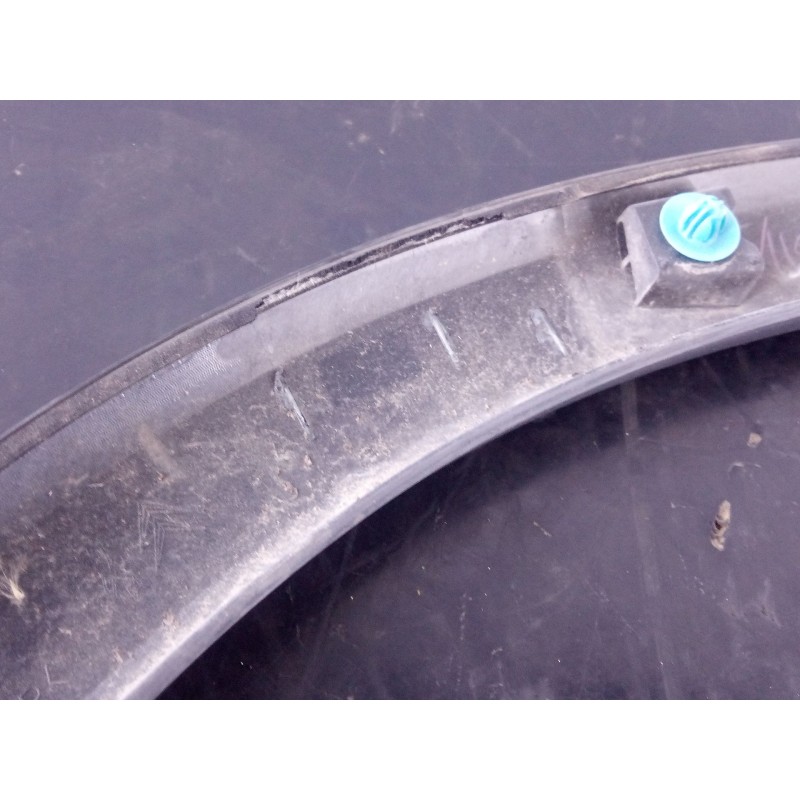 Recambio de aletin delantero derecho para peugeot 4008 allure referencia OEM IAM   