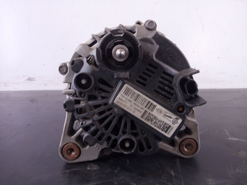 Recambio de alternador para renault megane iii sport tourer dynamique referencia OEM IAM 8200757870 TG12C062 
