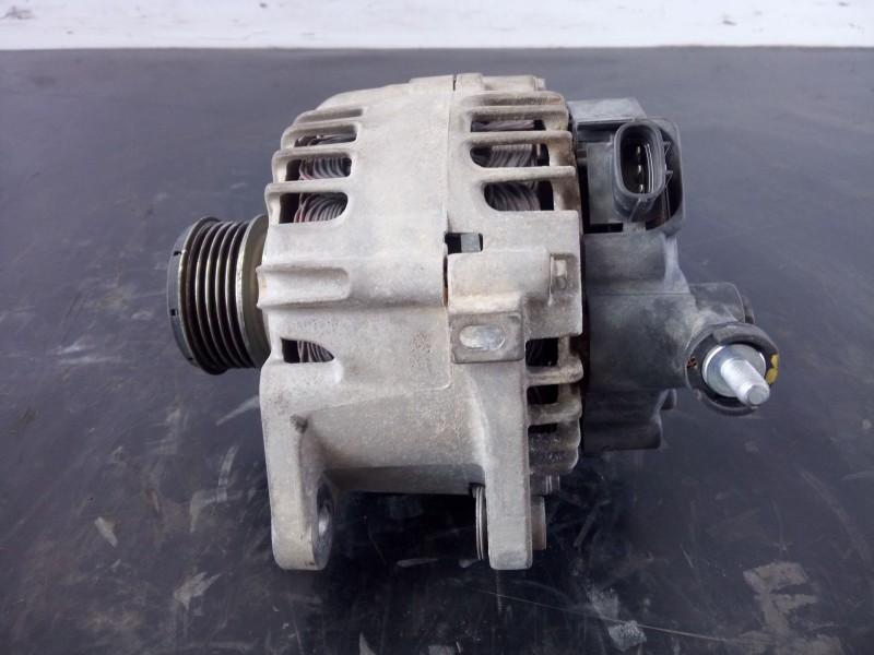 Recambio de alternador para hyundai i30 cw cw go referencia OEM IAM   