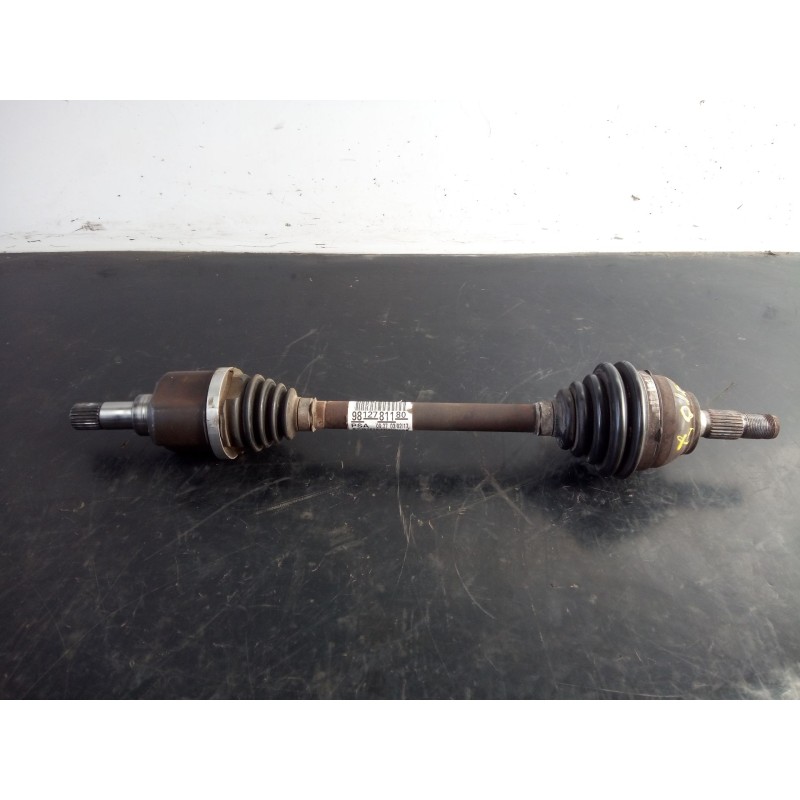 Recambio de transmision delantera izquierda para peugeot partner tepee 1.6 bluehdi 100 referencia OEM IAM 9812781180  