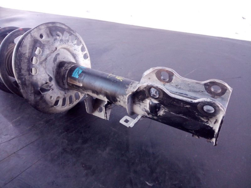 Recambio de amortiguador delantero izquierdo para mercedes vito mixto (639) 113 cdi effect kompakt (639.601) referencia OEM IAM 