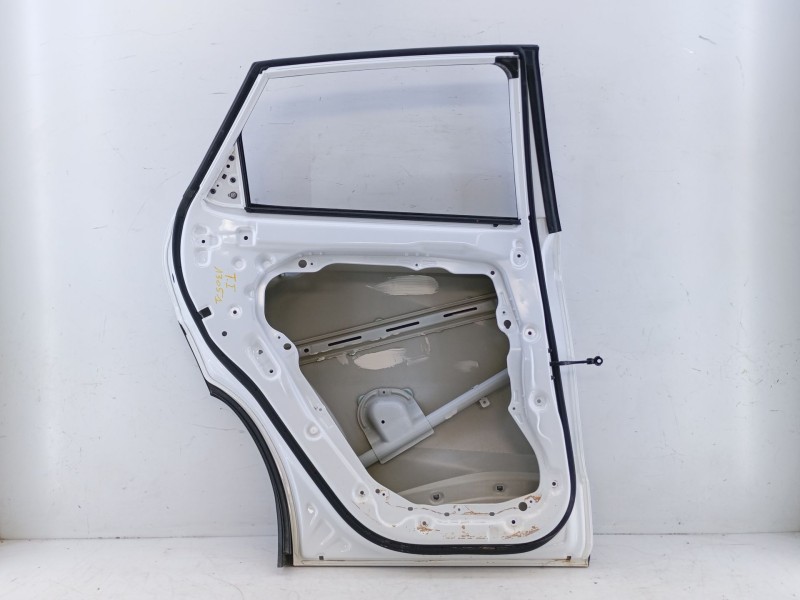 Recambio de puerta trasera izquierda para hyundai kona 2 1.0 tgdi referencia OEM IAM   