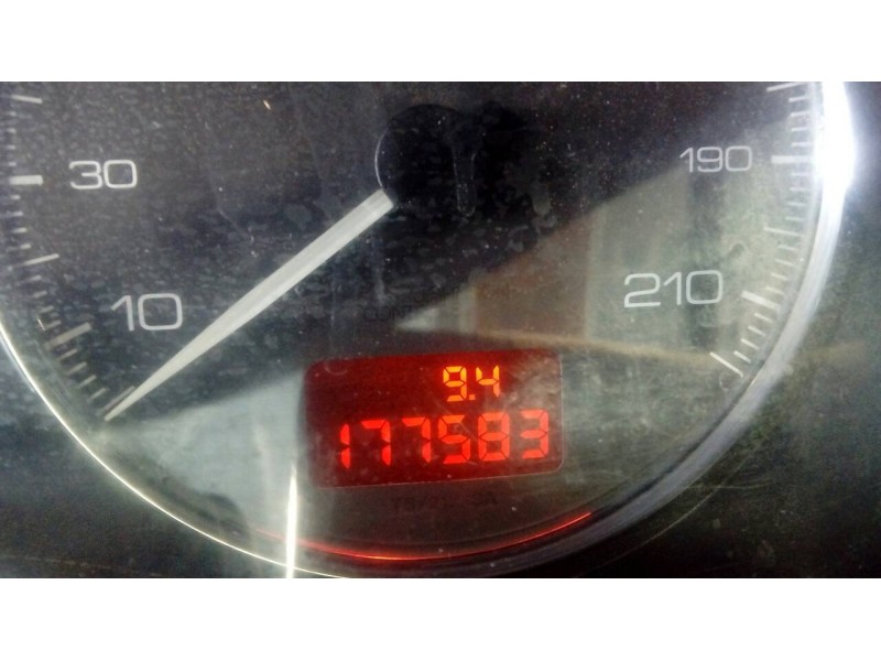 peugeot 307 berlina (s2) del año 2006