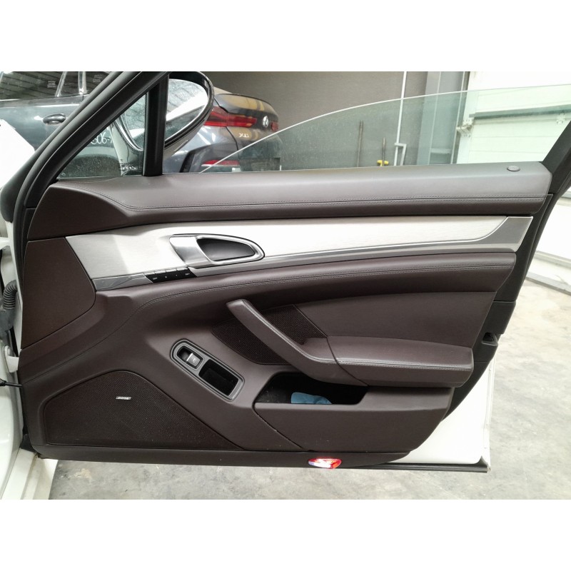 Recambio de guarnecido puerta delantera derecha para porsche panamera (970) 3.0 d referencia OEM IAM   