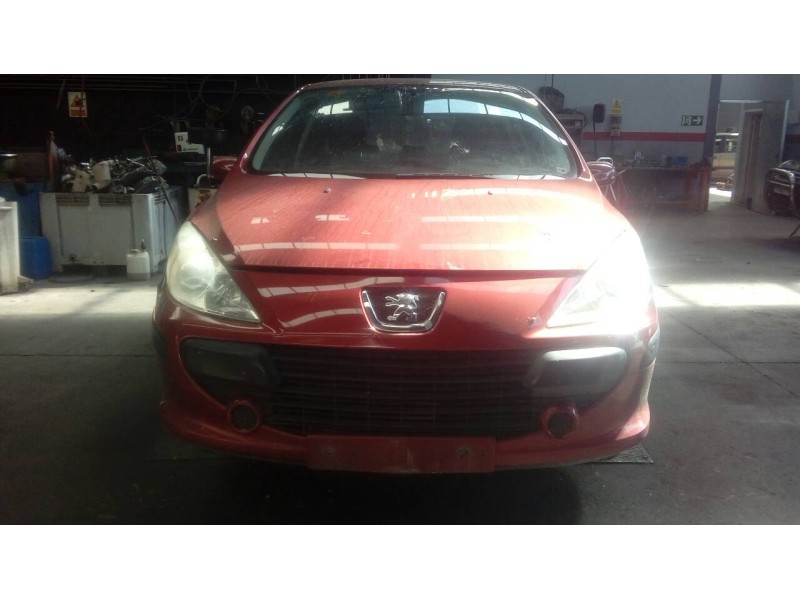 peugeot 307 berlina (s2) del año 2006