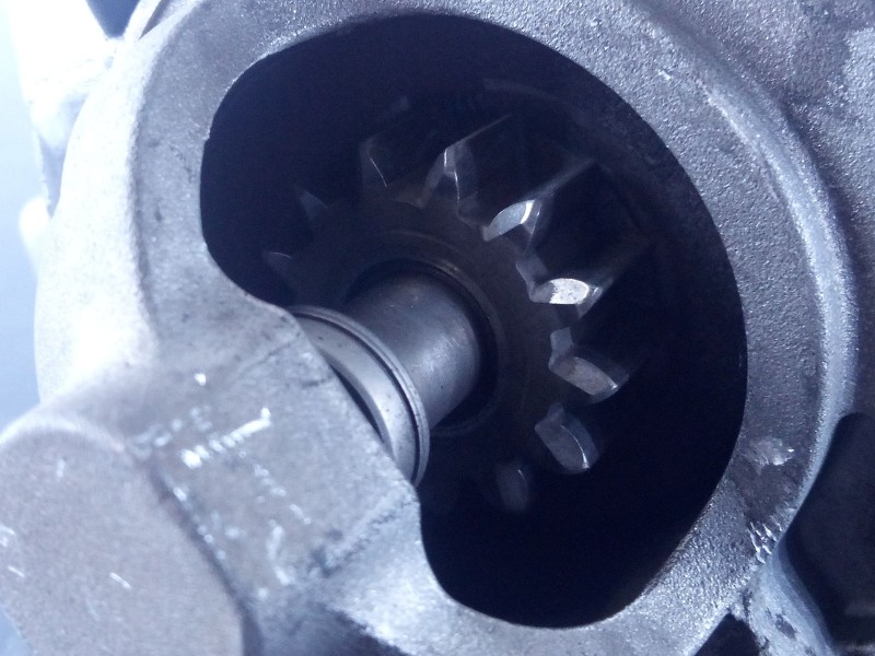 Recambio de motor arranque para renault kangoo expression referencia OEM IAM 233008223R 14C8AT1768A 