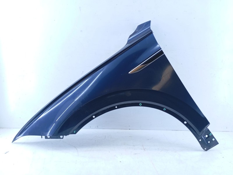 Recambio de aleta delantera izquierda para volkswagen touareg r-line 4 motion referencia OEM IAM   